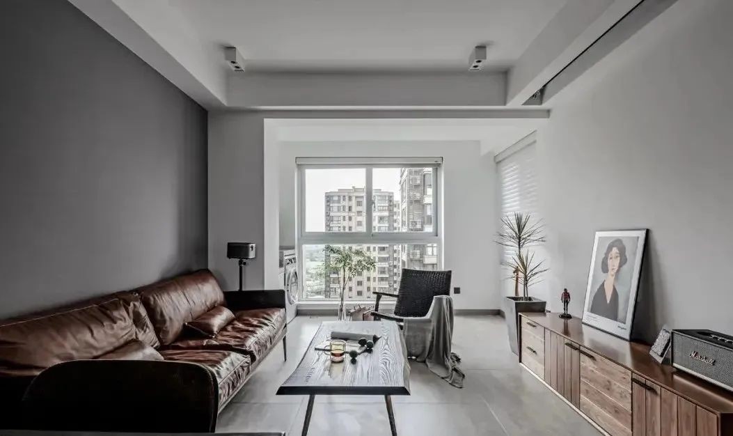 85m2現(xiàn)代混搭