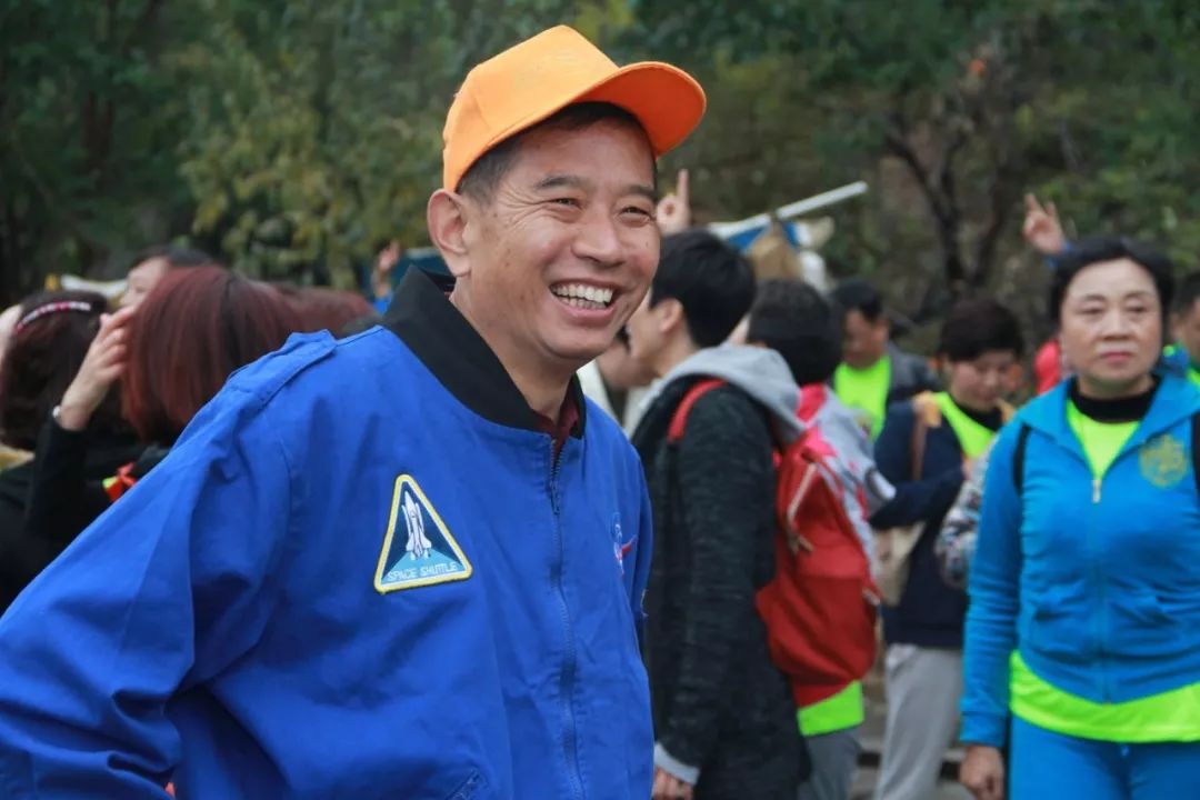 之力 为雾灵山的环境保护做一点贡献 刘计柱本身是个很注重环保的人