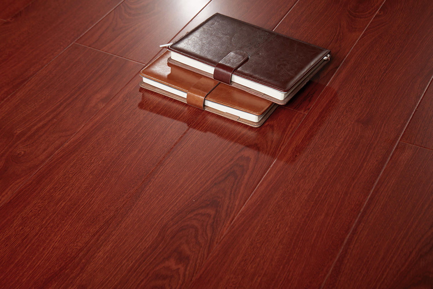 【圣达地板】 强化复合地板 平面膜压哑光 诗意