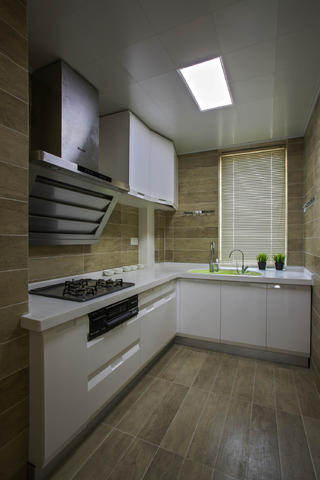 现代美式三居装修厨房设计图