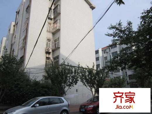 亚洲房地产宿舍外景图