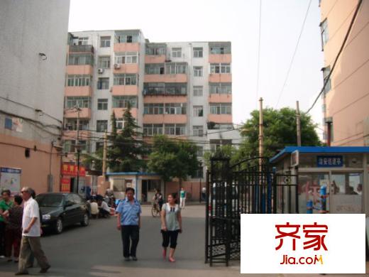 苇湾小区外景图