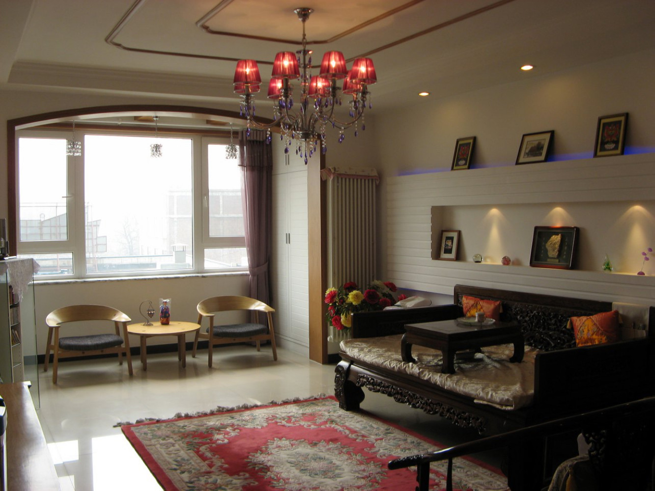现代中式风格二居装修客厅搭配图