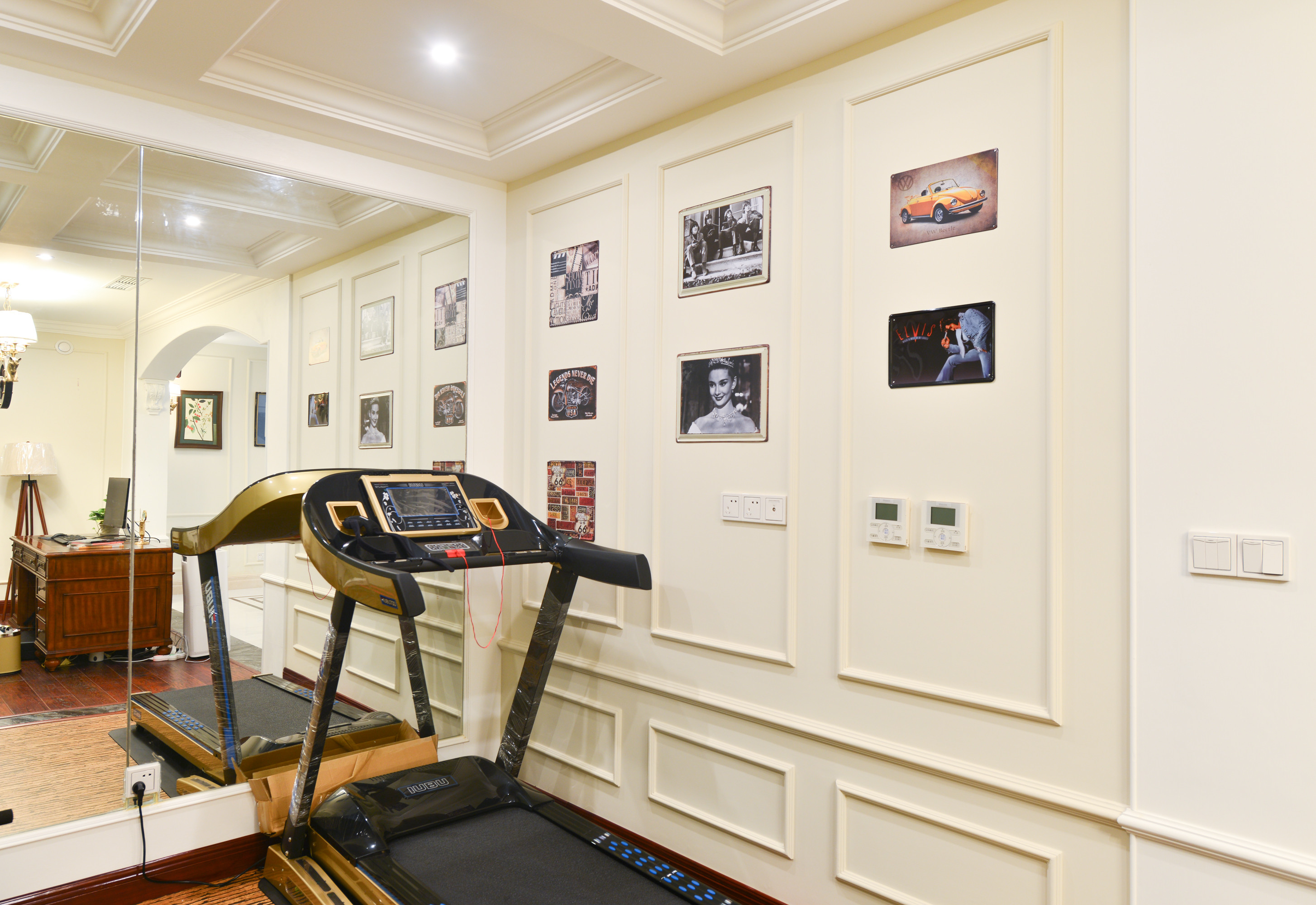 美式复式别墅装修健身房图片