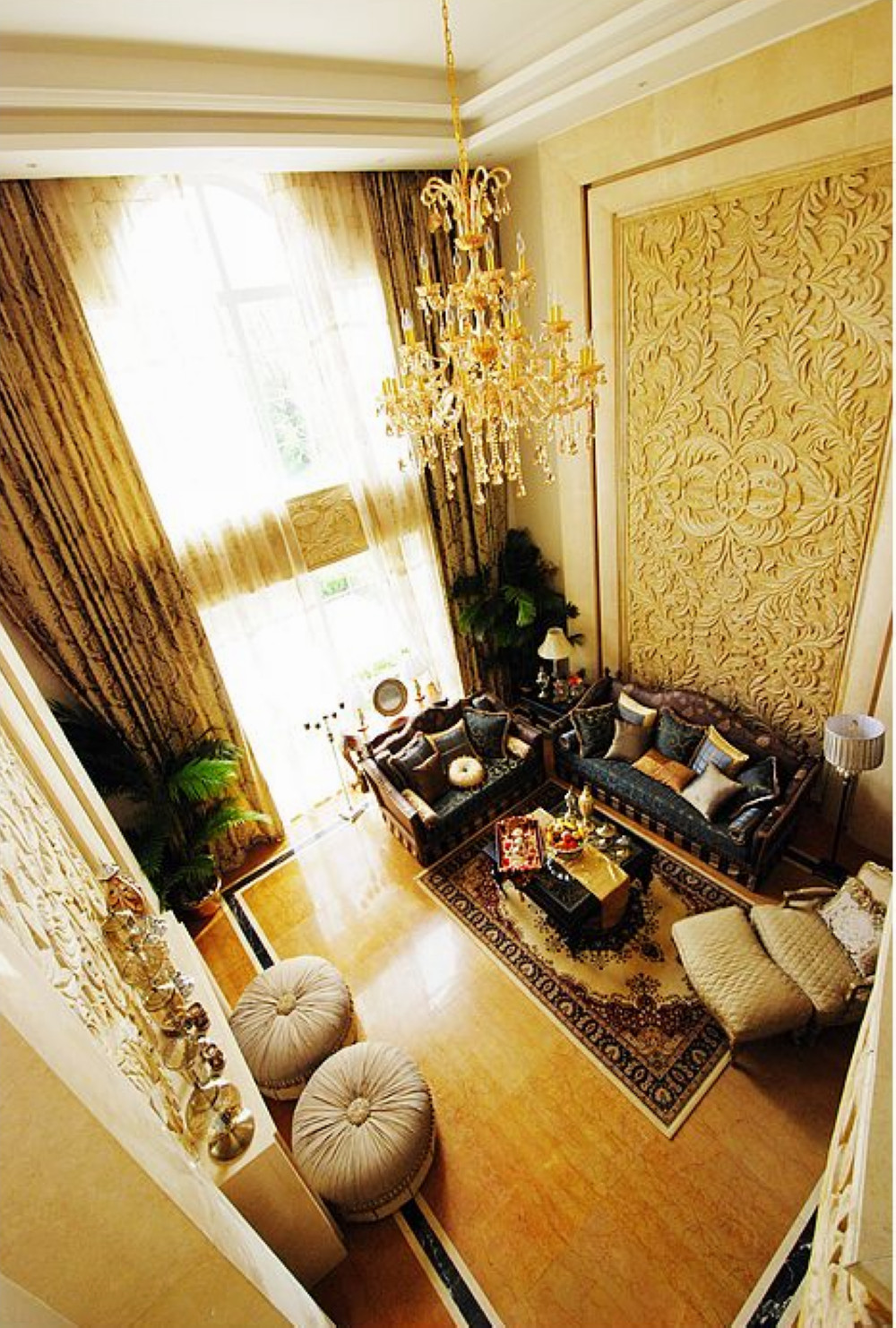 欧式别墅装修沙发背景墙图片