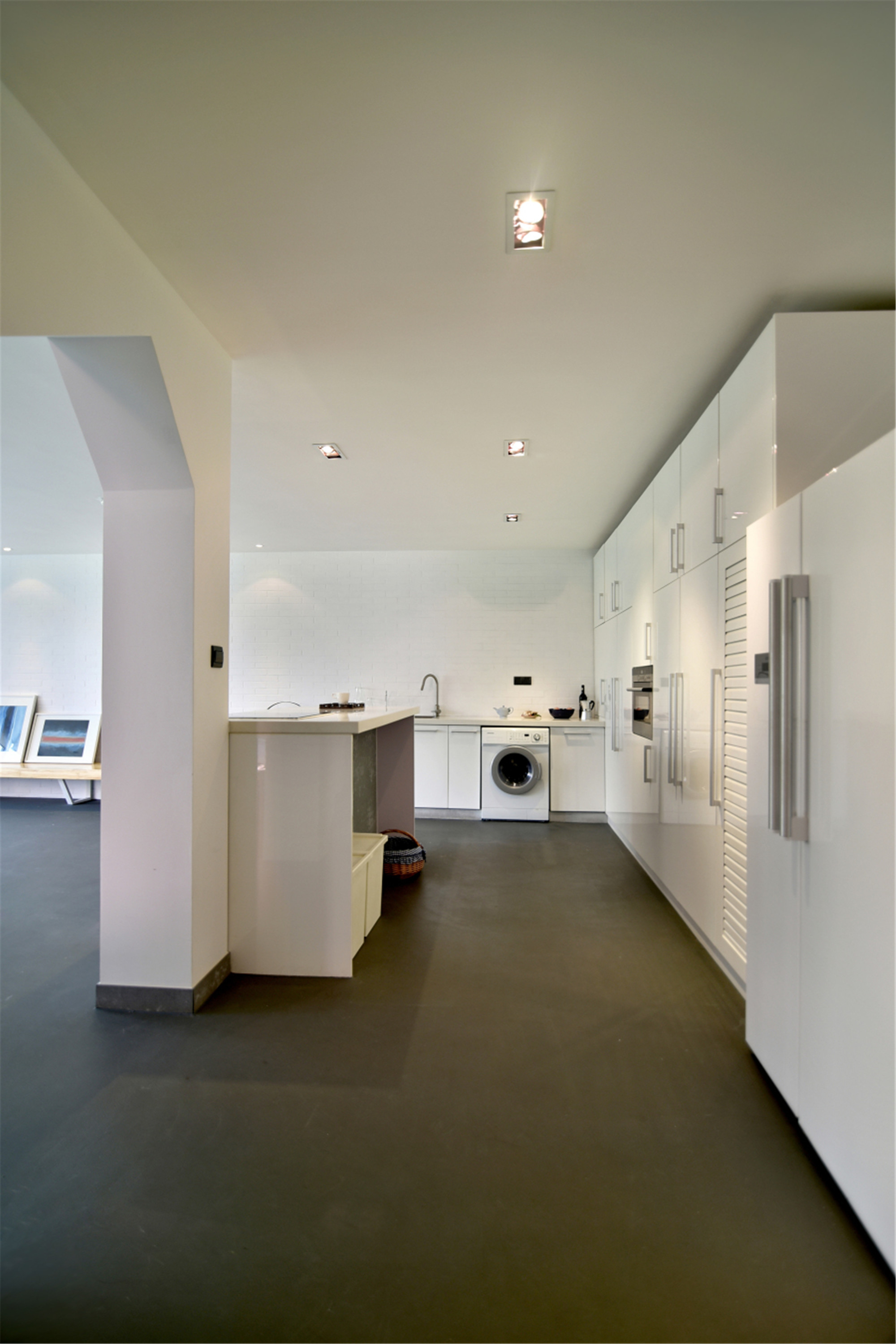 简约风格,一居室装修,5-10万装修,140平米以上装修,厨房,走廊,橱柜,白色,灰色