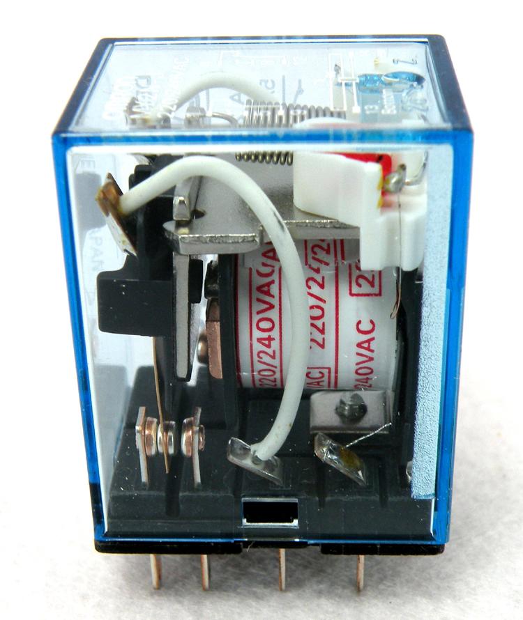 欧姆龙 二开二闭 my2n-j 220vac继电器