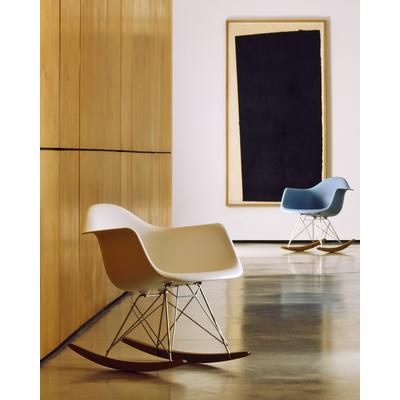 赫曼米勒 成人简约现代 Eames摇摇椅（黑色底座&胡桃木摇杆）摇椅