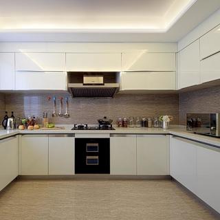 现代公寓装修厨房构造图