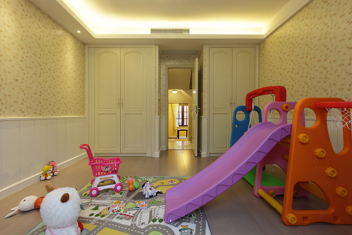 古典优雅别墅装修儿童活动房设计