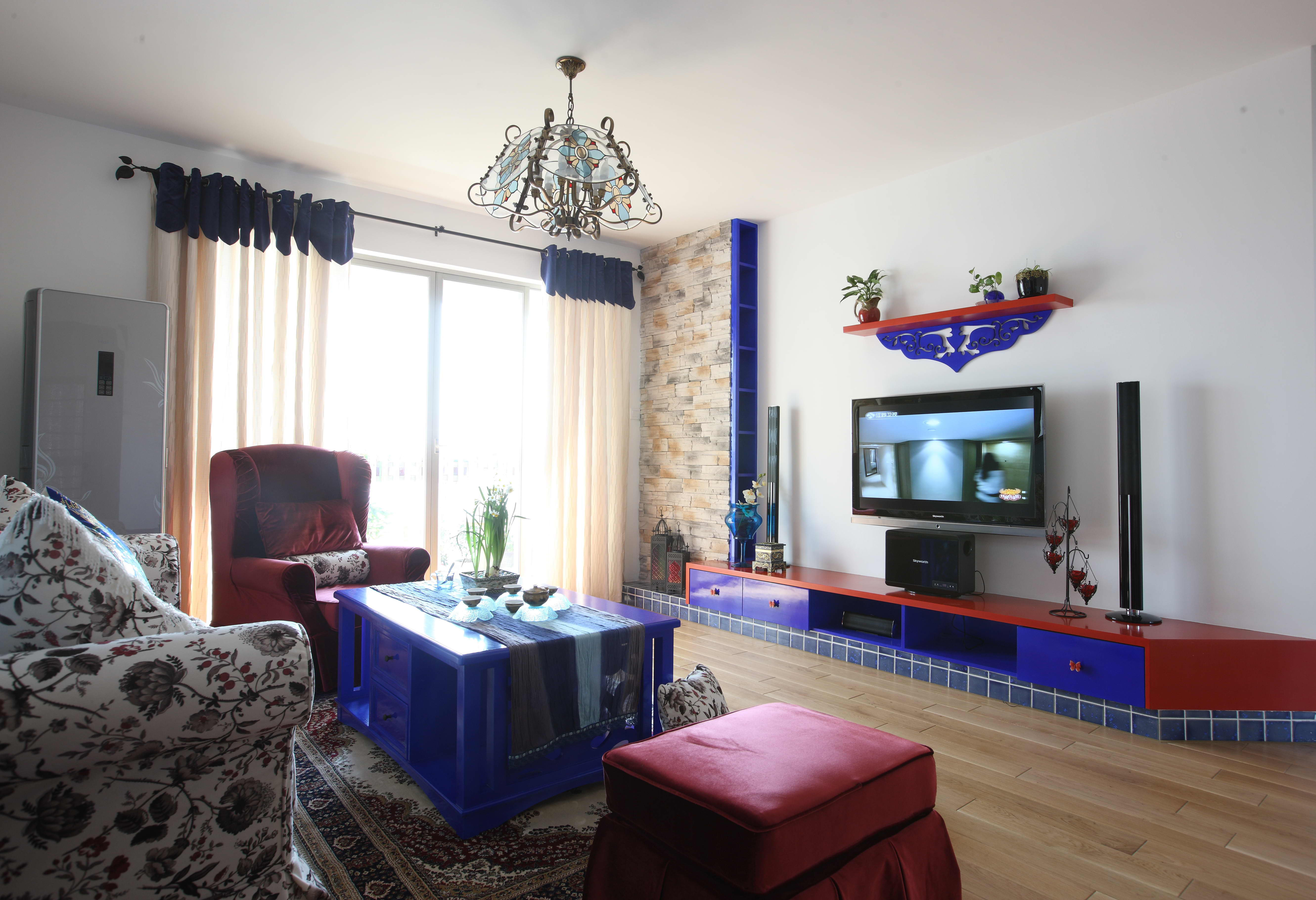 地中海风格,三居室装修,130平米装修,15-20万装修,客厅,电视柜,电视背景墙,蓝色