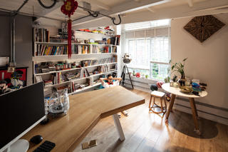 Loft公寓装修书桌设计