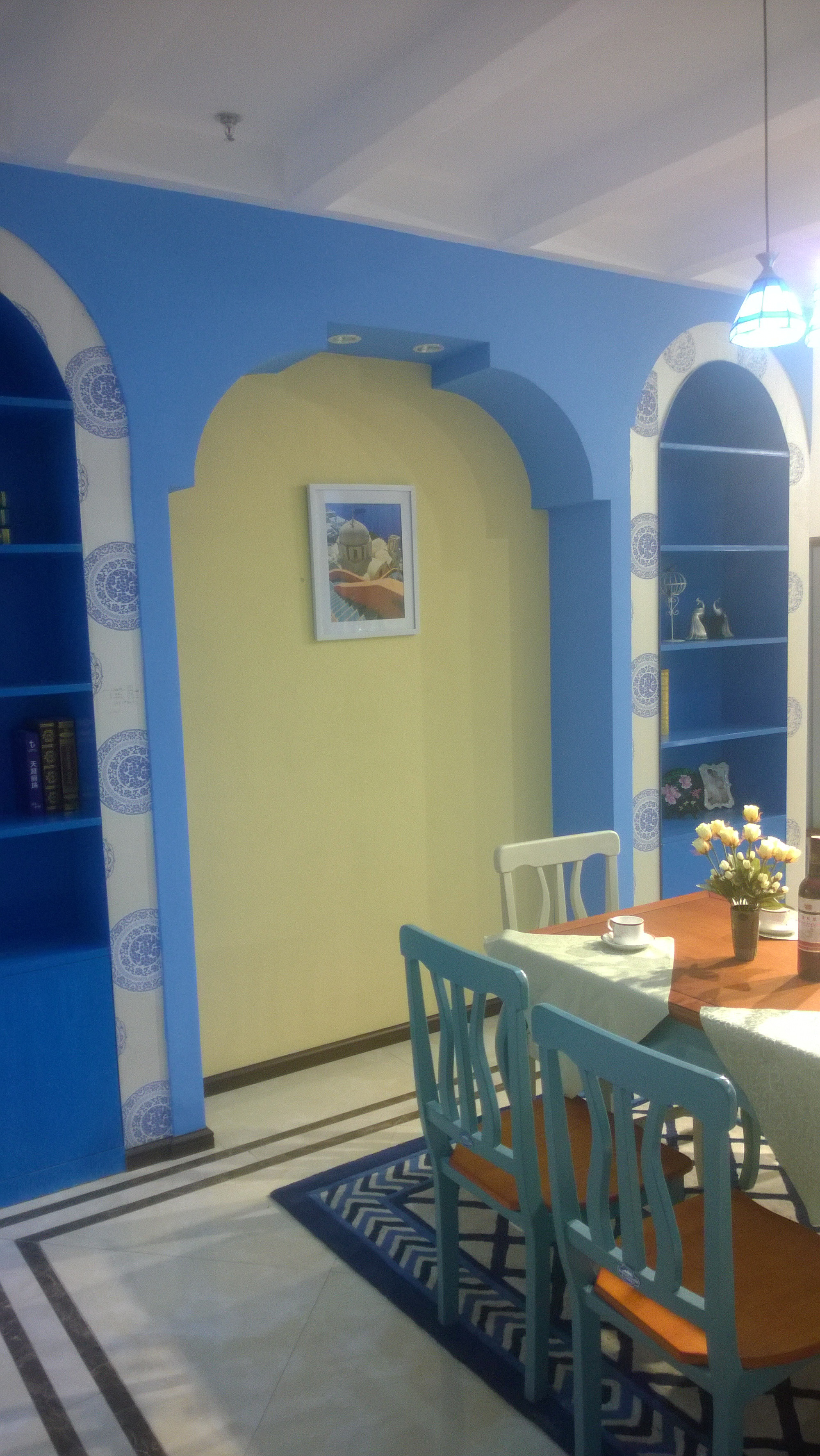 地中海两居室装修餐厅背景墙图片