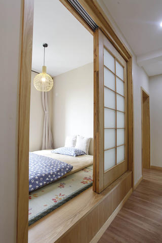 日式MUJI风格家卧室榻榻米设计