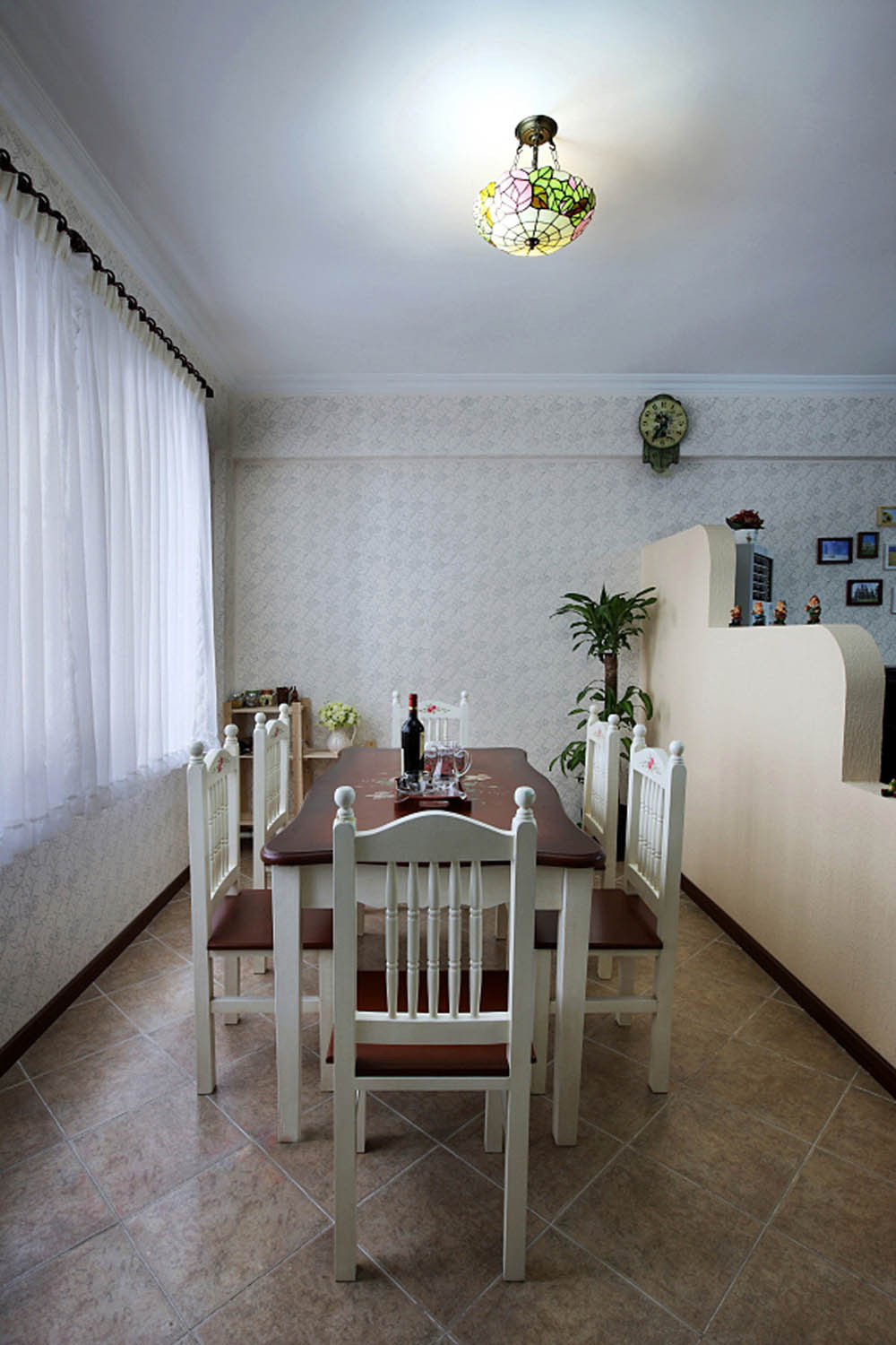 三居室田园风格家餐桌椅图片