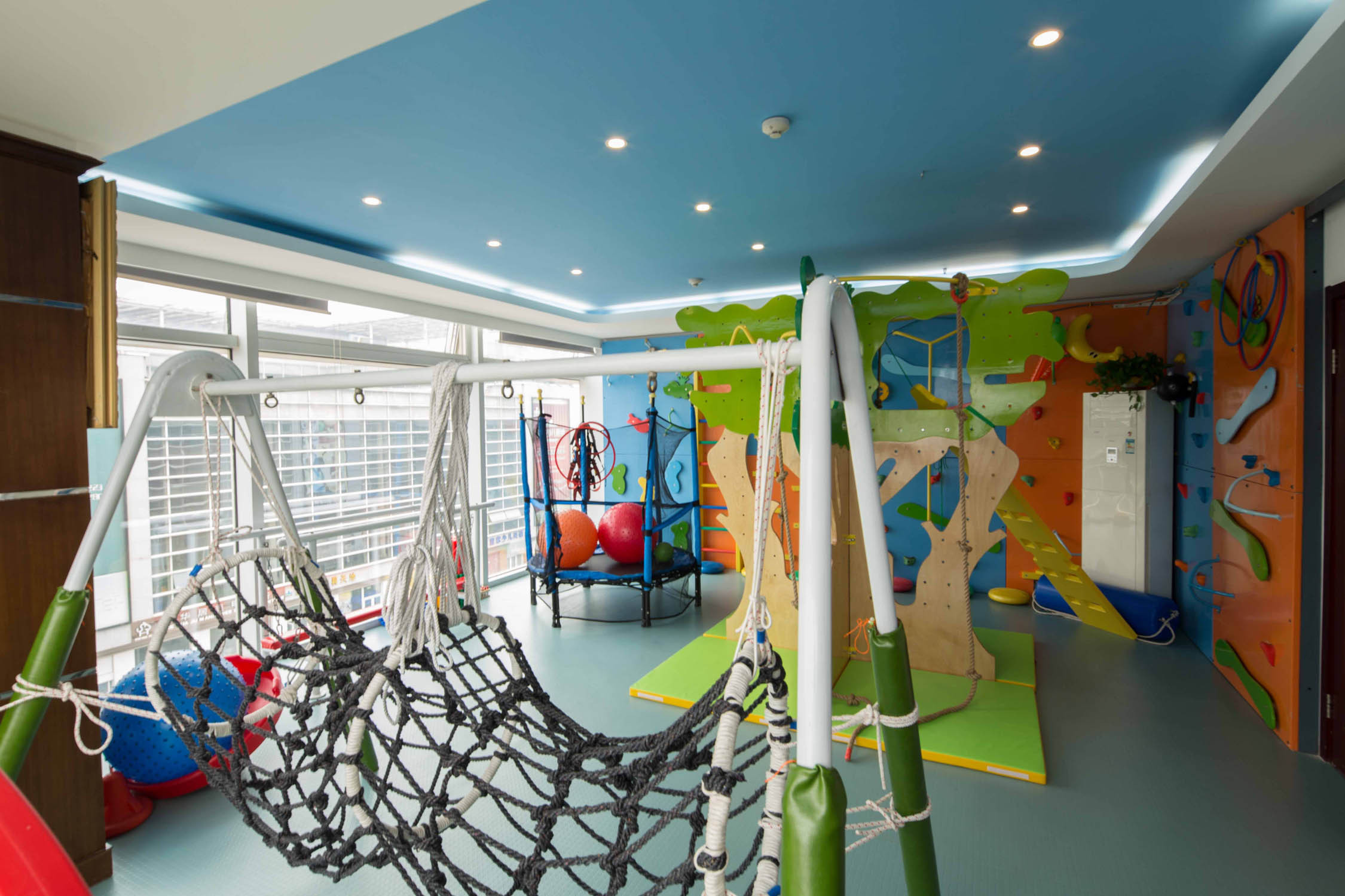 现代多元化幼儿园装修活动室
