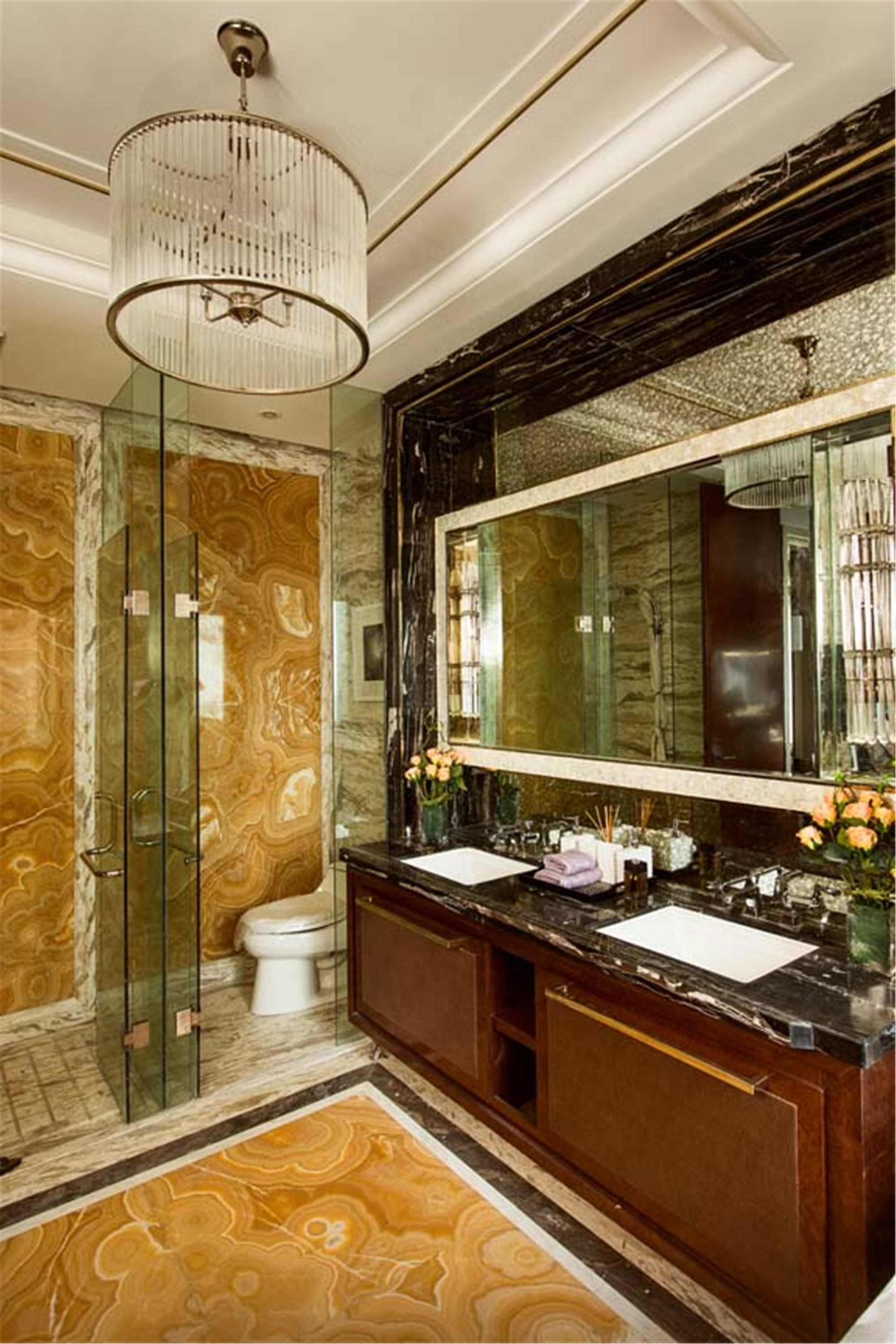 中式风格,三居室装修,20万以上装修,130平米装修,卫生间,洗手台,金色