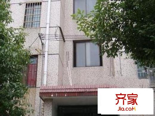 华高一村