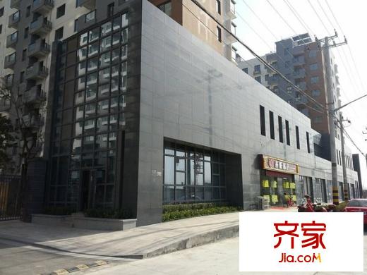 明湖花苑外景图