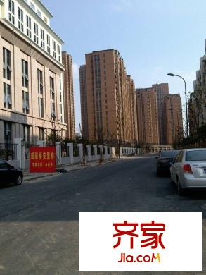 东都华庭外景图