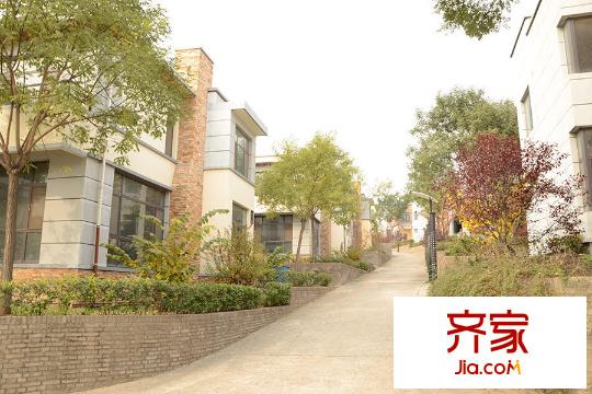昊龙山庄