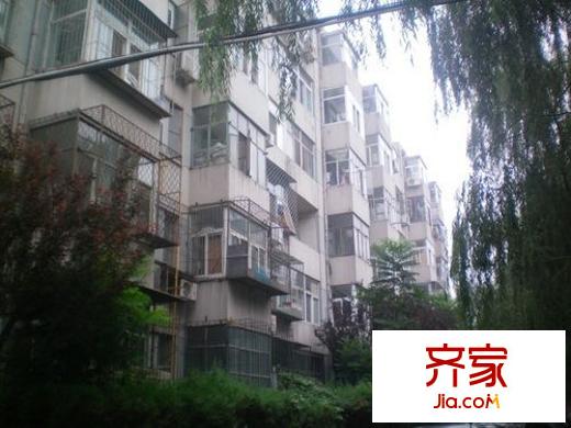 东关北里外景图