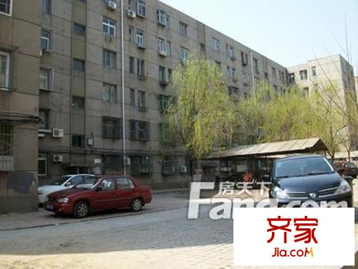 东关北里外景图