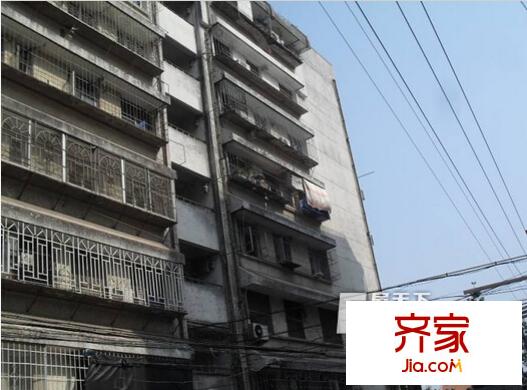 公交大修厂单位宿舍外景图