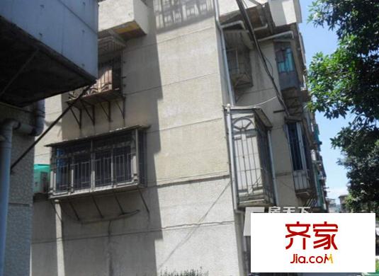 公交大修厂单位宿舍外景图
