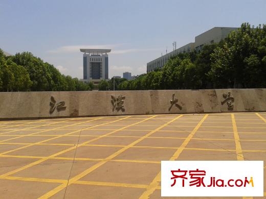 联投金色港湾周边江汉大学