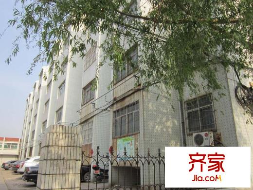 亚洲房地产宿舍外景图