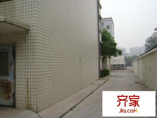 检察院宿舍(市城郊)外景图市检察院宿舍