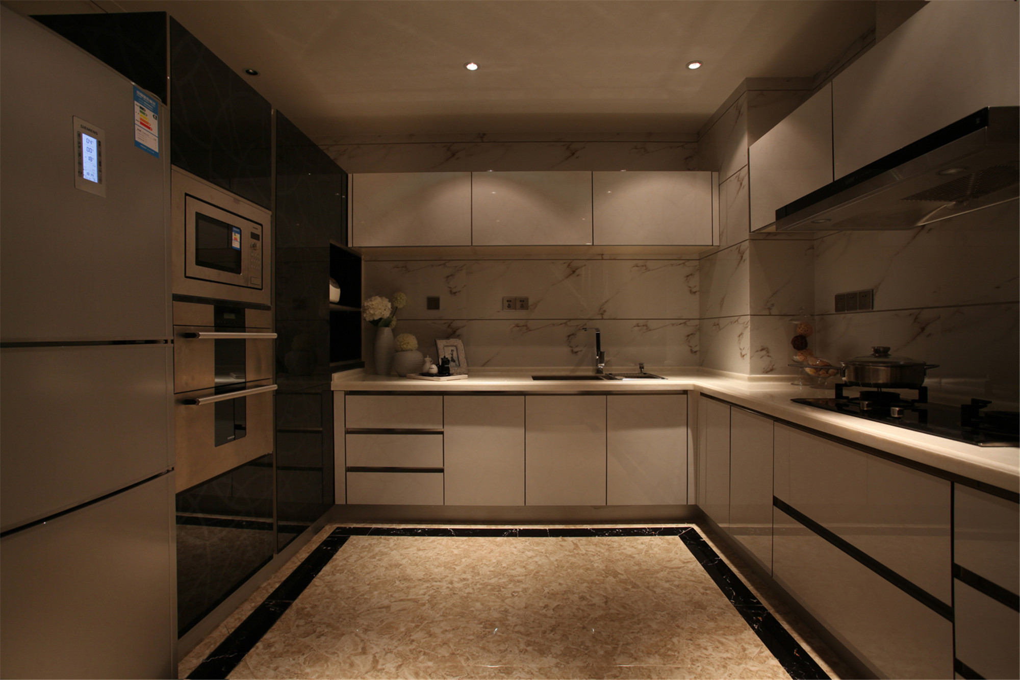 二居室欧式风格家厨房设计图