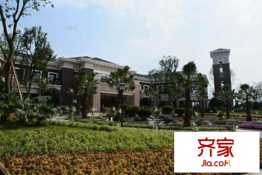 和泓半山会所(2010-11)