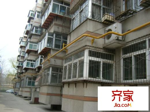 堤口路重汽宿舍外景图