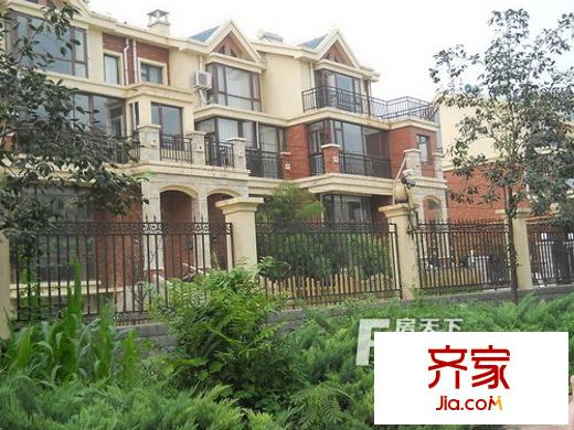 康诚香槟小镇外景图