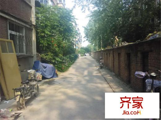 向阳厂北院外景图向阳北院外景