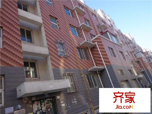 屹立小区外景图