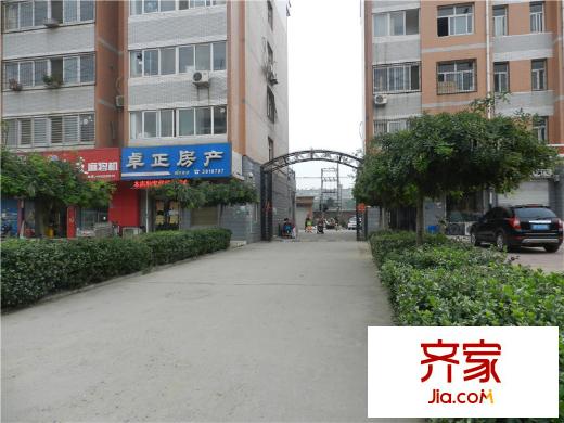 四里营铁路宿舍外景图