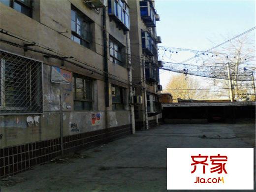 电力职大宿舍外景图职大外景