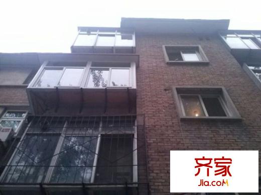 电力职大宿舍外景图