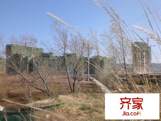 洱海国际生态城远看项目外景图(2011.2.24)