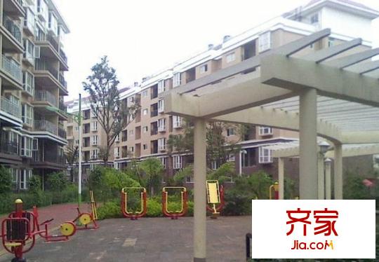 新河居小区外景图