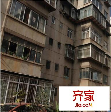散热器厂宿舍外景图