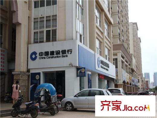金泰国际周边配套建行
