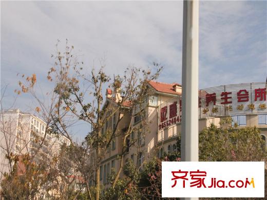 俊福花城周边配套会所