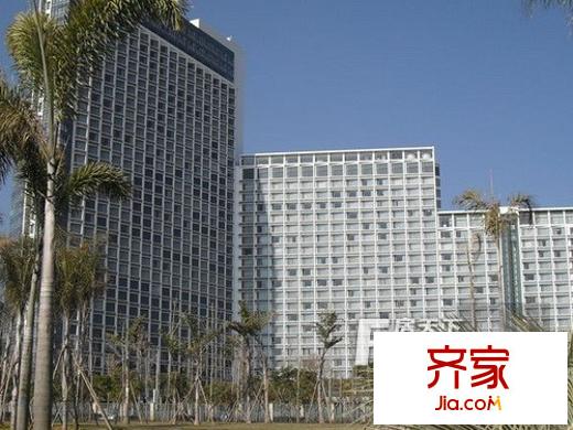 湖畔圣水外部照片