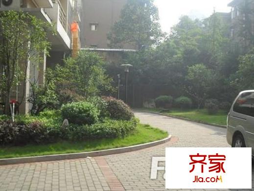电视机厂宿舍外景图