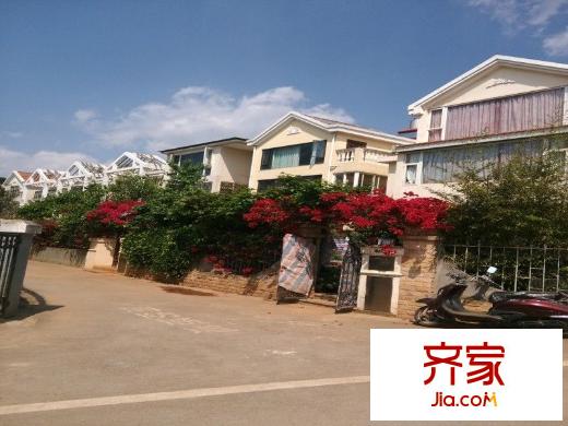 阳光海岸外景图