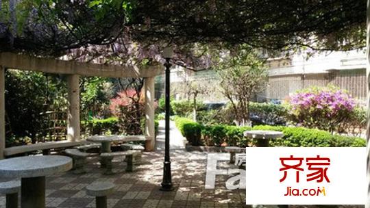 集成花园外景图